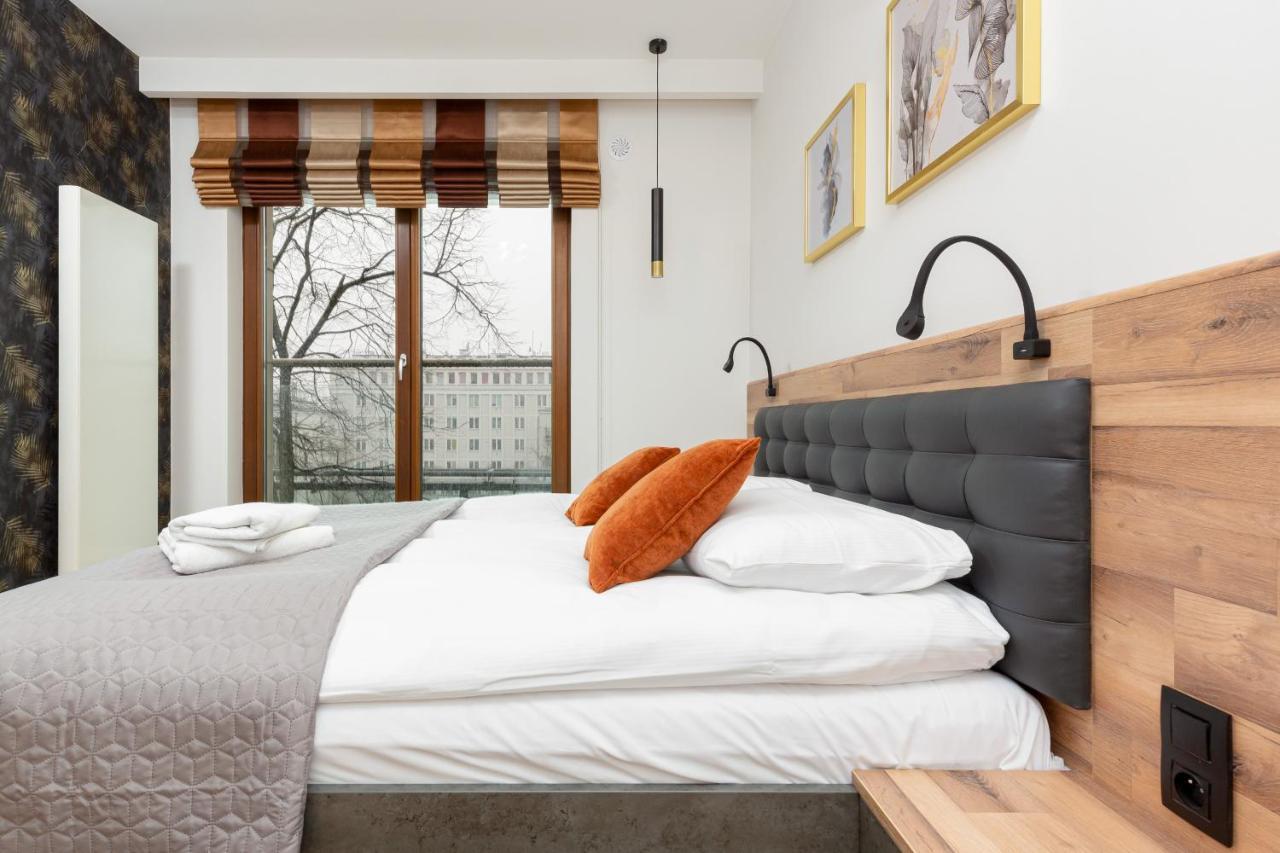 Park Arkadia Apartment With Parking Mokotow By Noclegi Renters Warschau Buitenkant foto